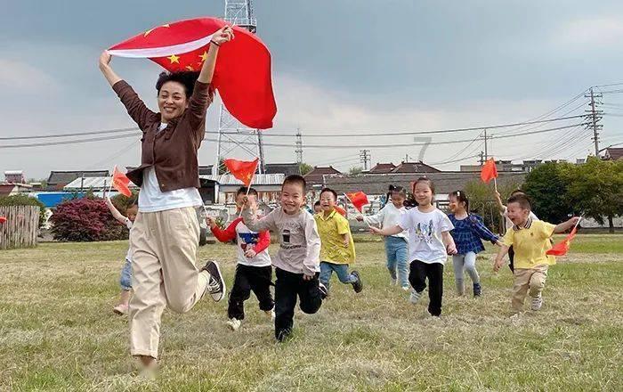 为什么小鲨鱼在出生前,会在子宫内吞噬自己的兄弟姐妹?-你的有问必答平台